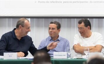 Omar Aziz reforça apoio ao cooperativismo do Amazonas em reunião com dezenas de lideranças do setor