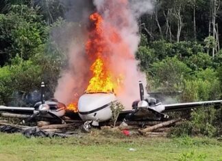 Operação na fronteira do Amazonas destrói três aeronaves do narcotráfico