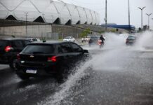 Igarapé do Quarenta lidera volume de chuva em Manaus nas últimas seis horas