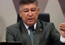 Carlos Viana recorre ao STF para obrigar depoimento de banqueiro Daniel Vorcaro em CPMI