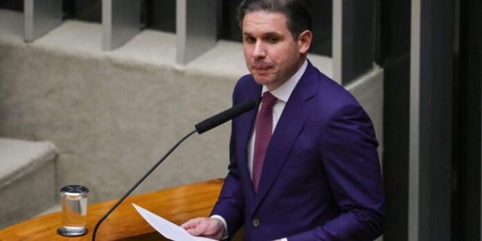 Arthur Lira anuncia acordo com governo para votação do PL Antifacção nesta terça-feira