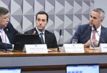 Empresário Paulo Camisotti se mantém em silêncio em depoimento à CPMI do INSS