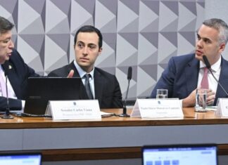 Empresário Paulo Camisotti se mantém em silêncio em depoimento à CPMI do INSS