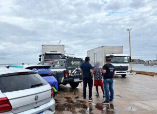 Tripulante é morto dentro de barco no Centro de Manaus e suspeito foge