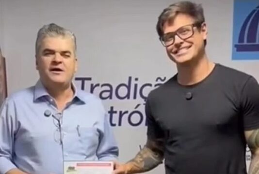 Recém-filiado ao MDB e pré-candidato a deputado federal, Dado Dolabella declara apoio a Flávio Bolsonaro