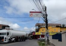 Carretas acima de 16 toneladas são proibidas em área perigosa na zona leste de Manaus