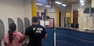 Falsa cigana é presa após fingir incorporação e roubar R$ 400 mil de mãe e filha