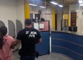 Falsa cigana é presa após fingir incorporação e roubar R$ 400 mil de mãe e filha