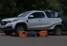 Mulher morre após ser atropelada ao parar carro no acostamento da AM-070