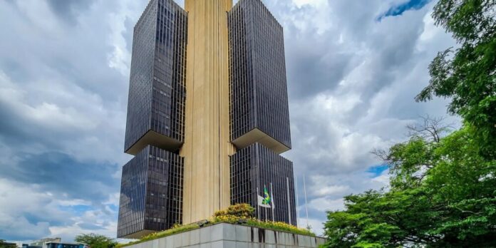 Banco Central autoriza bancos a descontarem aportes antecipados ao FGC do compulsório