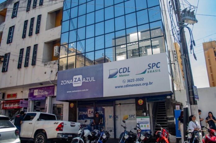 Governo do Amazonas lança 'Centro Cidadão' para atender trabalhadores do comércio de Manaus