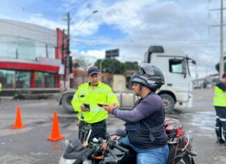 Fiscalização retira 10 motocicletas das ruas do Jorge Teixeira por irregularidades