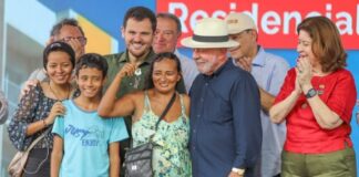 Prefeito Renato Junior e presidente Lula entregam 576 moradias semimobiliadas do residencial Morar Melhor