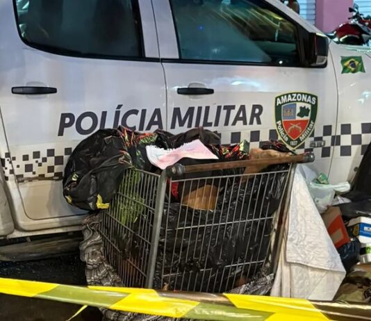 Corpo com sinais de execução é localizado em carrinho de supermercado na zona Oeste de Manaus