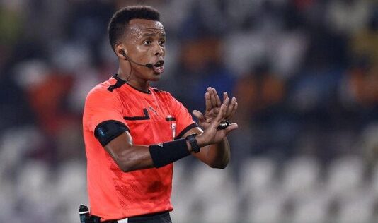 Árbitro barrado nos EUA antes da Copa acusa preconceito: ‘Acho que têm um problema com o meu país’