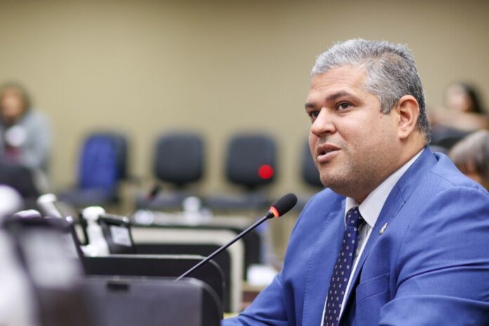 cotado-para-ser-o-novo-presidente-da-cmm-elan-alencar-declara-que-esta-fazendo-articulacoes-com-os-vereadores