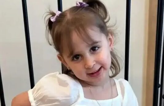 Menina de 3 anos morre após inflável ser levado pelo vento durante tempestade