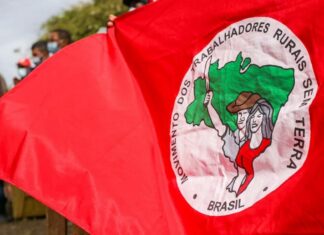 Líder do MST critica governo Lula e chama atual gestão de pior para o movimento
