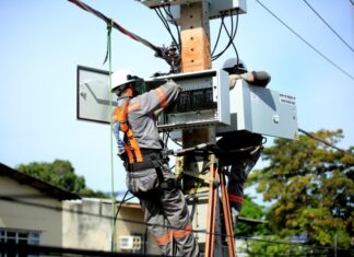 Oliveira Energia tem R$ 304 milhões retidos por decisão da Justiça do AM em ação de credores