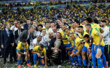 Há sete anos, Brasil levantava a taça da Copa América e encerrava jejum de títulos
