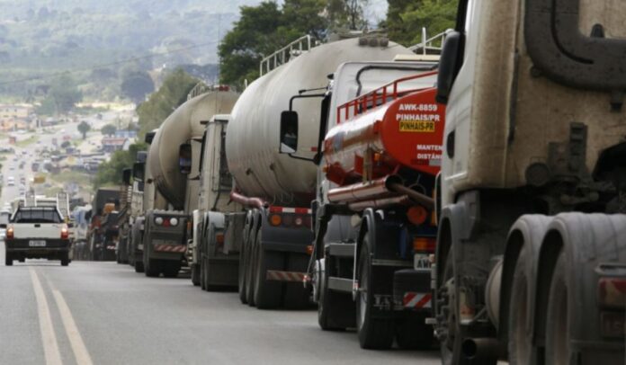 greve-dos-caminhoneiros-2026