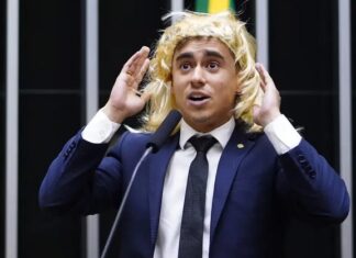 Justiça mantém decisão favorável a Nikolas Ferreira no caso da peruca