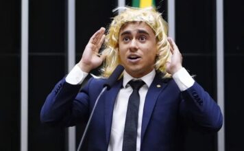 Justiça mantém decisão favorável a Nikolas Ferreira no caso da peruca