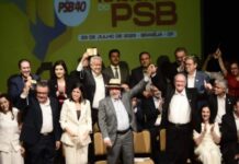 Lula chama Bolsonaro de ‘homicida’ em convenção do PSB que oficializou Alckmin como seu vice