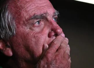 Um ano depois, Bolsonaro segue sem publicar nas redes sociais