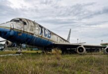 Avião histórico abandonado em Manaus será levado de volta à Nova Zelândia após quase 20 anos