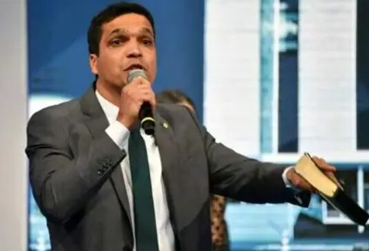 Candidato Cabo Daciolo quer transferir capital do Brasil para o Amazonas