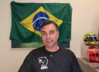 Flávio Bolsonaro se manifesta após revelação de viagem em jatinho ligado a Vorcaro
