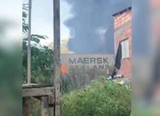 Incêndio assusta moradores e deixa céu coberto de fumaça neste domingo na zona leste de Manaus