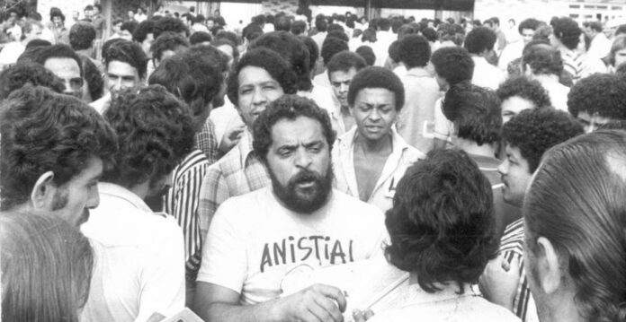 lula-antiga-foto-reproducao-o-globo-kmVWEc_918x474