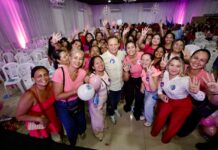 Adjuto Afonso reune mais de 1.500 mulheres em Manaus
