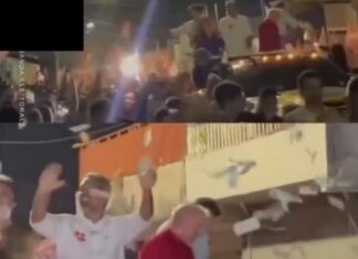 População lança dinheiro falso contra comitiva de Lula durante protesto eleitoral