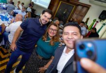 Capitão Alberto Neto critica “manicômio tributário” e cobra apoio a empresários em reunião da ACA