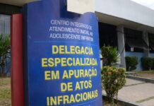 Adolescente é apreendido após dar s0c0 na irmã durante briga em Manaus