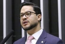 PF mira Adail Filho em investigação sobre contratos públicos da Prefeitura de Coari