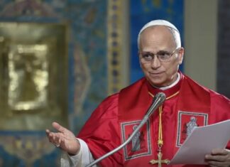 Papa Leão XIV fará cirurgia para retirar nódulo no pulmão